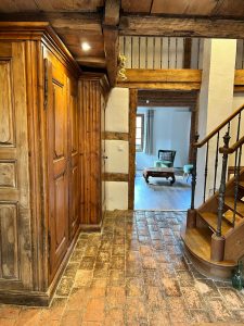 Alsace gîte ancien tradition chic authentique rare demeure grés des Vosges bois