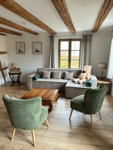 Alsace gîte ancien tradition chic authentique rare demeure grés des Vosges bois tommettes style